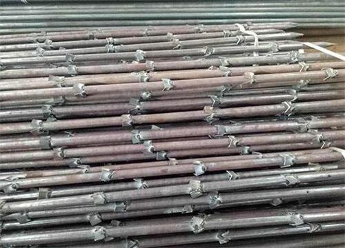 黄岩隧道钢花管